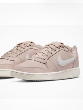 Nike Ebernon Low Beige/White
AQ1779-200 Women's Size 8.5